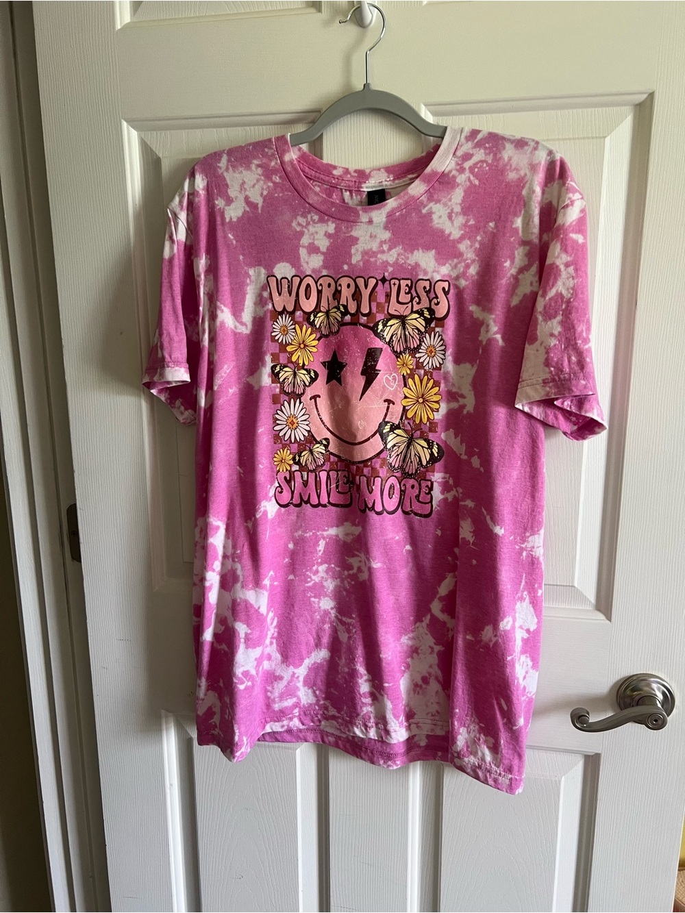 HAND BLEACHED Gildan soft style size large Worry Less Smile More' Graphic Tee